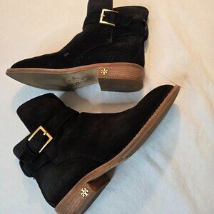 Tory Burch Brooke Suede Boot Size 7 black color carefully check the photos has s